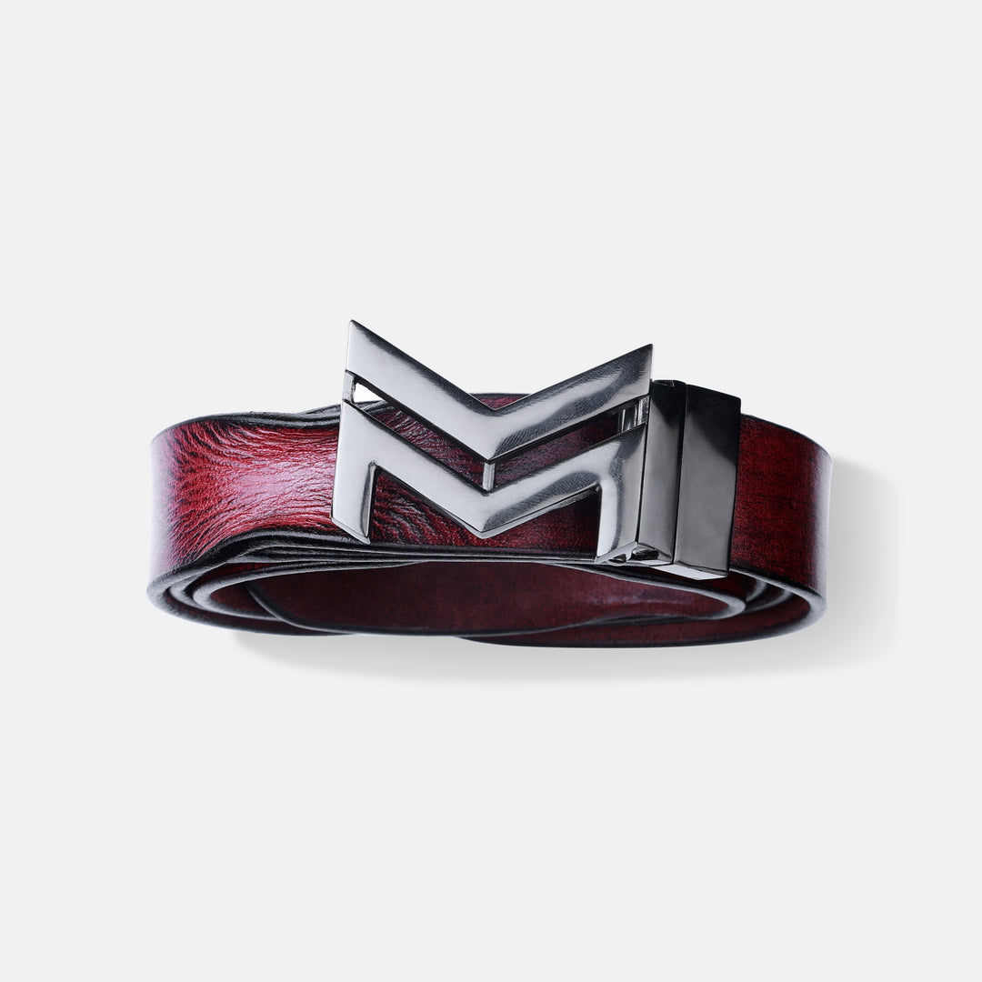 GLOSSY BLACK LOGO BUCKLE HAMMERED WINE BELT