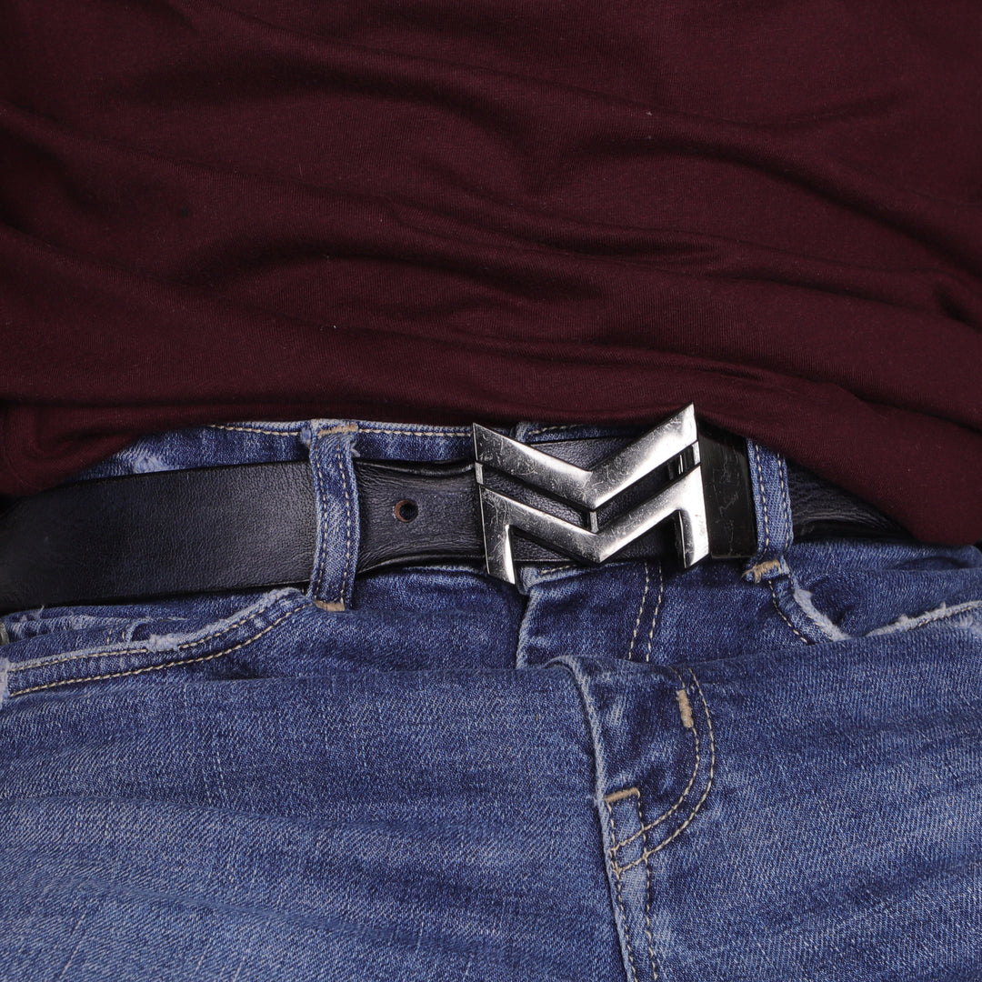 BLACK LOGO BUCKLE HAMMERED BLUE BELT