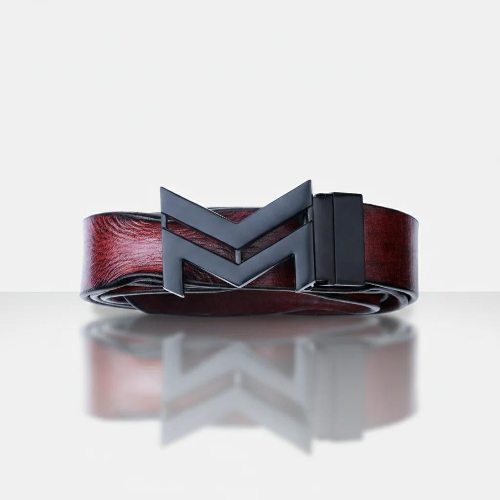 MATTE BLACK LOGO BUCKLE HAMMERED WINE BELT